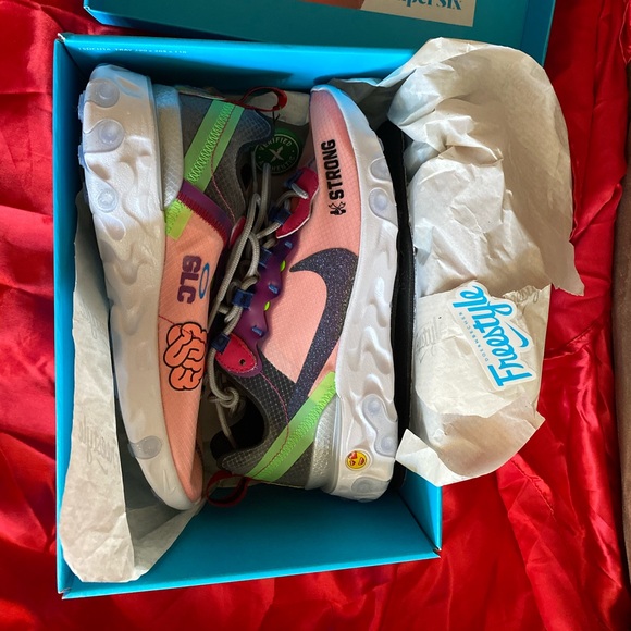 Nike react 87 doernbecher freestyle - Picture 2 of 4